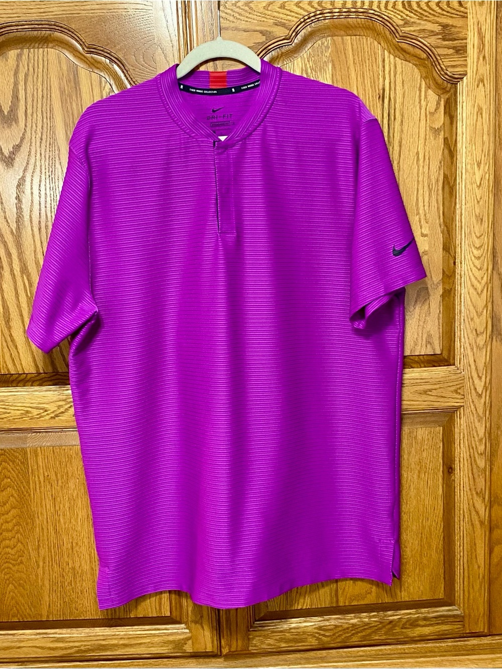 Nike Tiger Woods Collection Polo Shirt Mens L Purple Dri-FIT Blade Collar Golf
